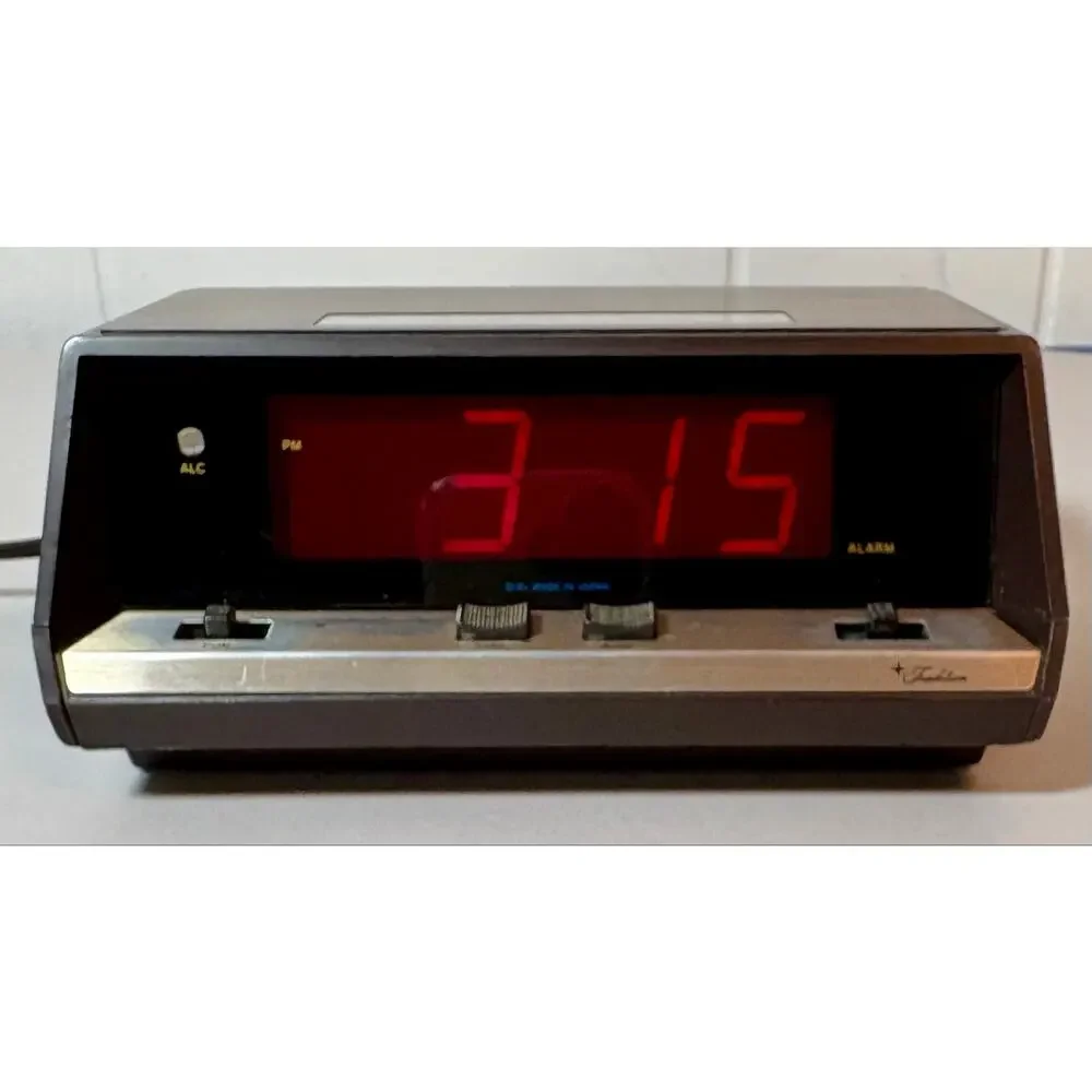 Vintage 1970s Sears Tradition 47198 Red LED Digital Alarm Clock - WORKS